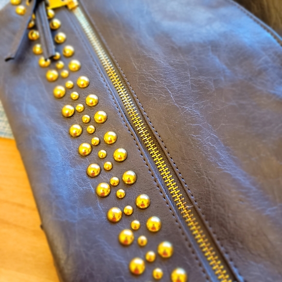 UE Handbag, Size 12" wide/ 8" height, Color: Grey - Picture 2 of 7